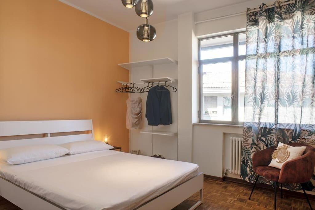 Suite La Montagnola Park 200M Stazione Centrale Болоня Екстериор снимка